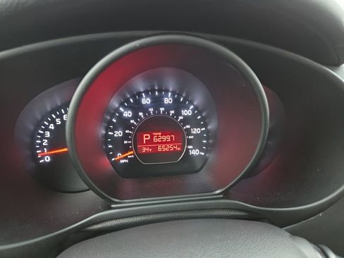 Used 2015 Kia Soul image 23