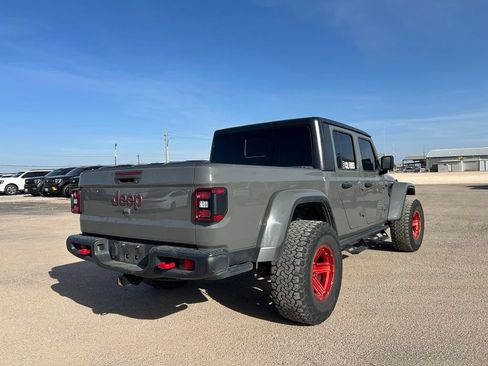 Used 2021 Jeep Gladiator Rubicon AWD/4WD image 4