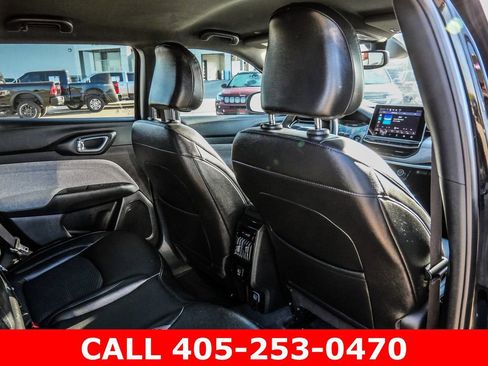 Used 2024 Jeep Compass Latitude AWD/4WD image 20