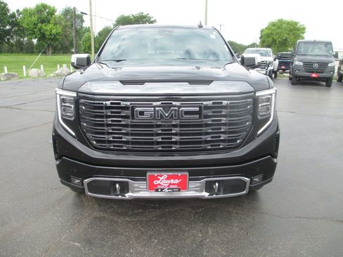 Used 2024 GMC Sierra 1500 Denali Ultimate AWD/4WD image 14