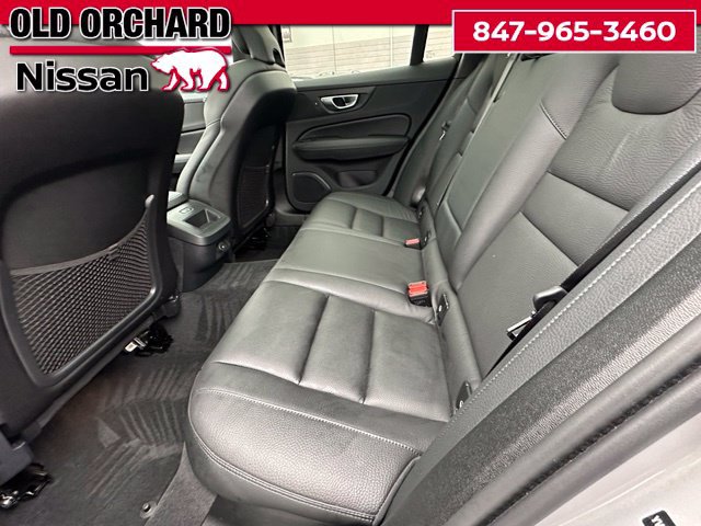Used 2025 Volvo V60 B5 Cross Country Plus AWD/4WD image 14