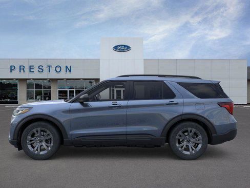 New 2026 Ford Explorer Active w/ Active Comfort Package image 3
