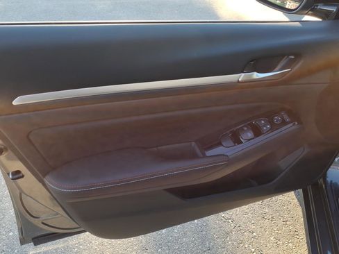 New 2025 Nissan Altima 2.5 SR w/ SR Premium Package image 9