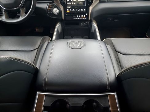 Used 2022 RAM 1500 Laramie image 23