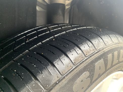 Used 2022 Toyota Camry LE image 12