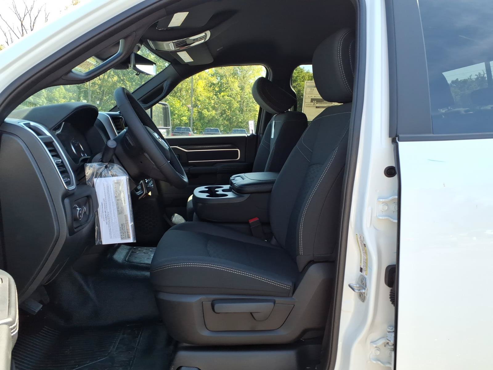 New 2027 RAM 3500 Big Horn AWD/4WD image 12