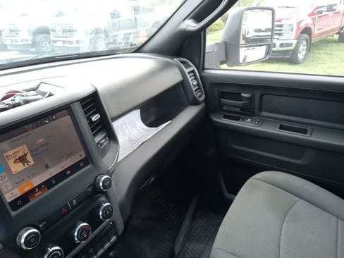 Used 2022 RAM 3500 Tradesman image 30