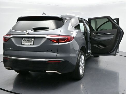 Used 2021 Buick Enclave Essence w/ Sound and Sites Package image 40