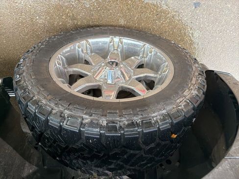 Used 2018 Ford Expedition Max Limited w/ Equipment Group 301A RWD image 3