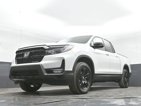 New 2026 Honda Ridgeline Black Edition image 43