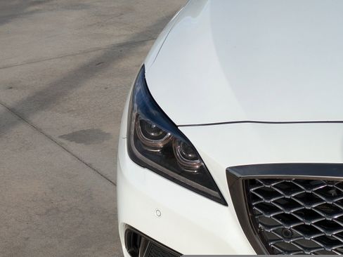 Used 2020 Genesis G80 3.3T Sport image 7