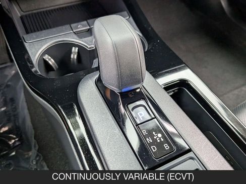 Used 2025 Toyota Prius FWD image 22