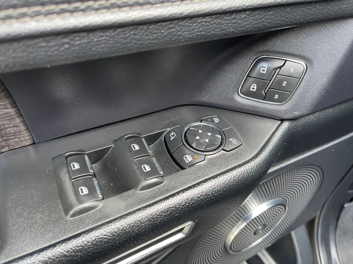 Used 2021 Ford Expedition Max Limited RWD image 22