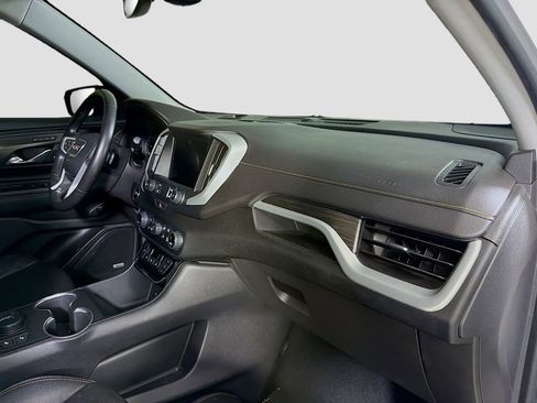 Used 2020 GMC Terrain SLT w/ Preferred Package FWD image 31