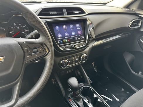 Certified 2021 Chevrolet TrailBlazer LT w/ Convenience Package image 12