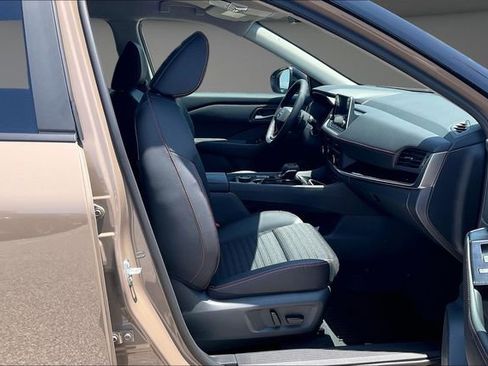 New 2026 Nissan Rogue SV w/ Rock Creek Premium Package AWD/4WD image 11