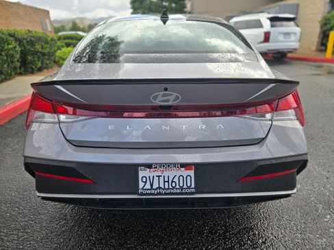 Certified 2025 Hyundai Elantra Sport image 9