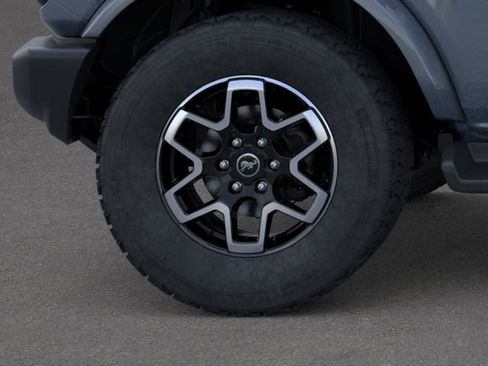 New 2025 Ford Bronco Outer Banks AWD/4WD image 21