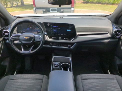 Used 2026 Chevrolet Equinox LT FWD image 14