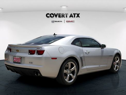 Used 2010 Chevrolet Camaro SS w/ RS Package RWD image 7