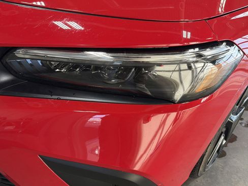 Used 2024 Honda Civic Sport image 10