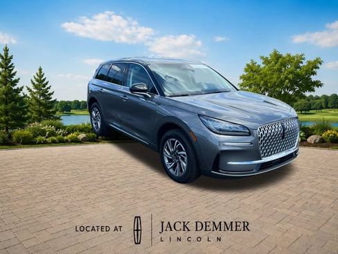 Used 2024 Lincoln Corsair AWD image 9
