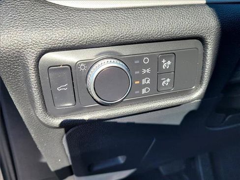 Used 2020 Ford Explorer XLT AWD/4WD image 15