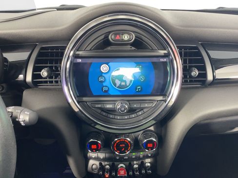 Used 2020 MINI Cooper S w/ Signature Upholstery Package image 23