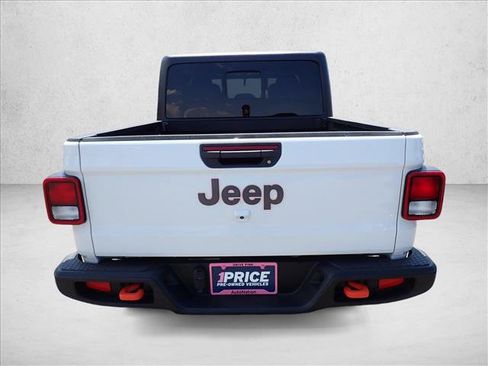 Used 2022 Jeep Gladiator Mojave w/ Cold Weather Group AWD/4WD image 3