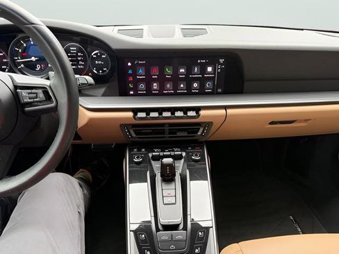 Used 2022 Porsche 911 Carrera image 14