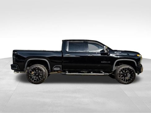 Used 2021 Chevrolet Silverado 2500 High Country w/ Z71 Off-Road Package image 2
