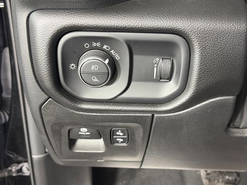 Used 2022 RAM 1500 Big Horn image 27