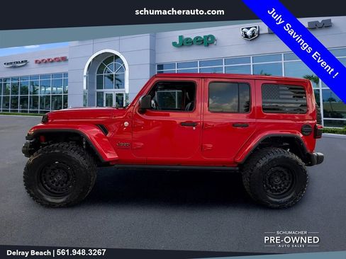 Used 2022 Jeep Wrangler Unlimited Sahara w/ LED Lighting Group AWD/4WD image 4