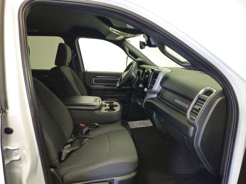 Used 2025 RAM 2500 Big Horn AWD/4WD image 9