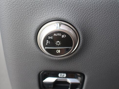 New 2025 Mercedes-Benz GLC 63 AMG S image 23