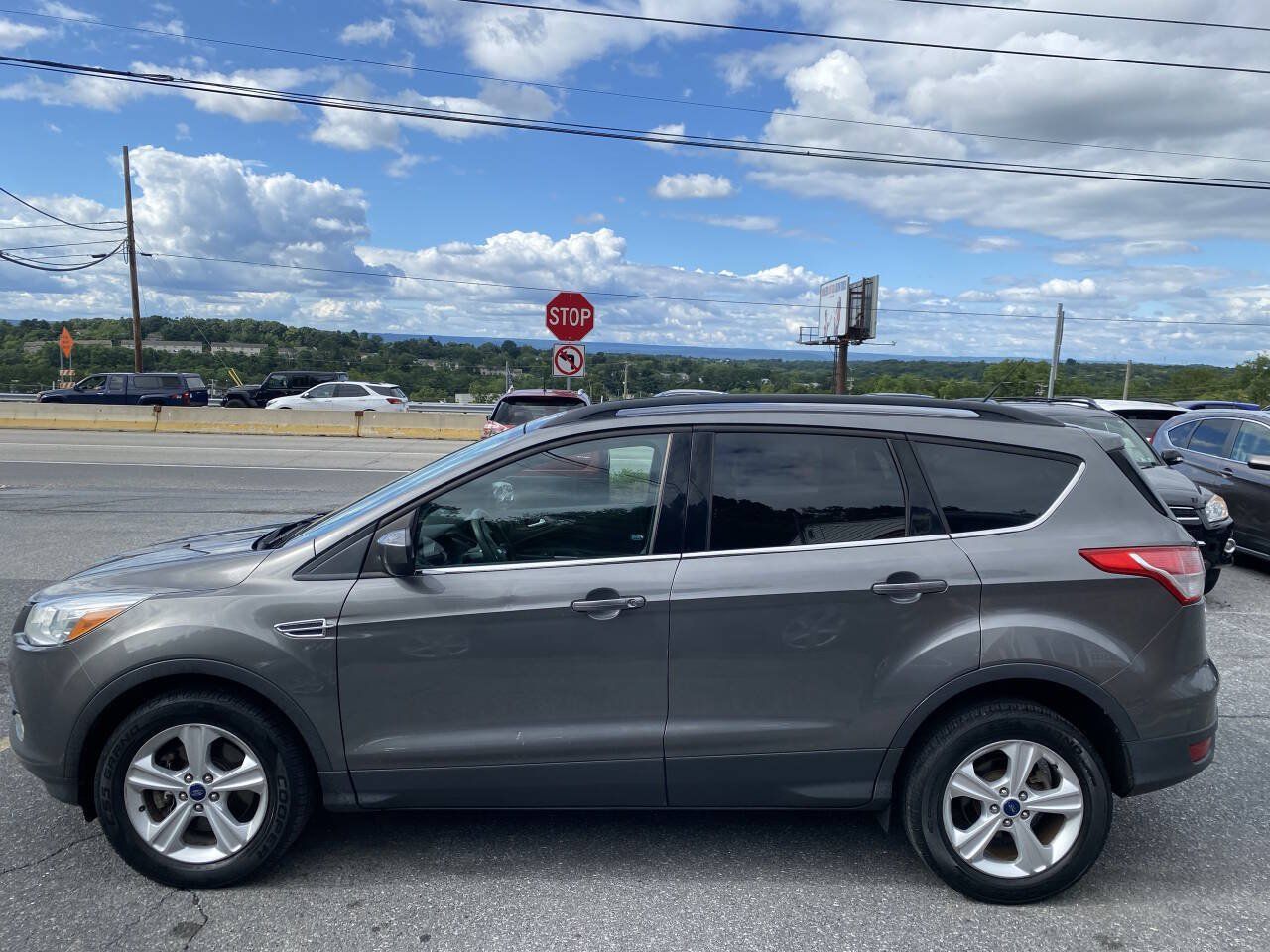 Used 2014 Ford Escape SE w/ Equipment Group 201A AWD/4WD image 8