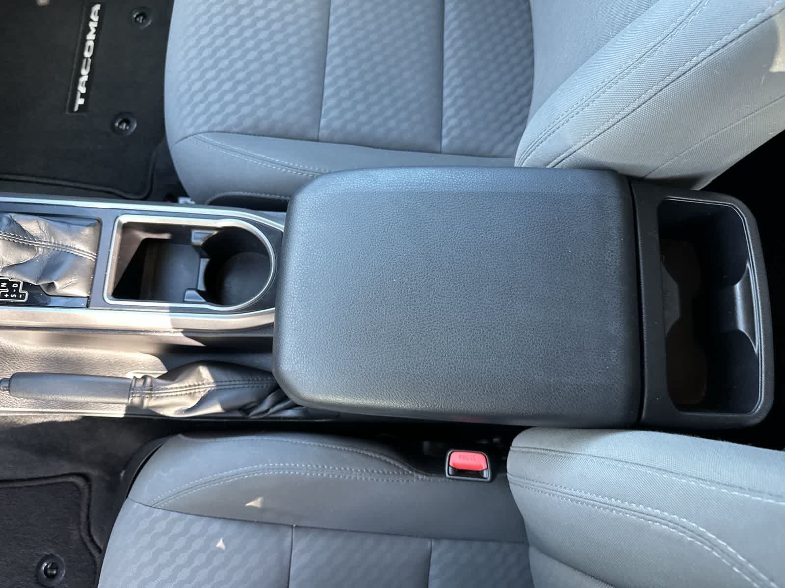 Used 2021 Toyota Tacoma SR5 RWD image 21