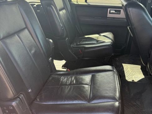 Used 2013 Ford Expedition Limited RWD image 10