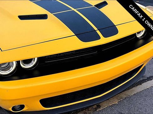 Used 2018 Dodge Challenger SXT w/ Blacktop Package RWD image 29