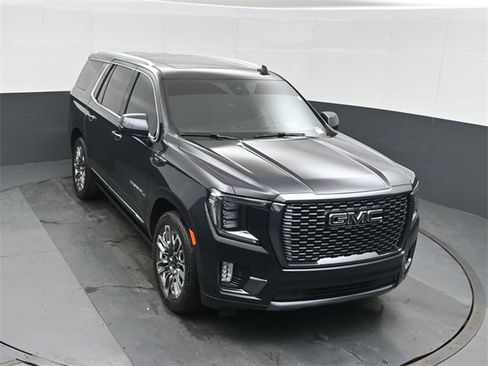 Used 2023 GMC Yukon Denali Ultimate image 39