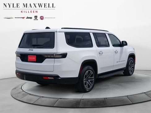 New 2026 Jeep Grand Wagoneer L 2WD image 16