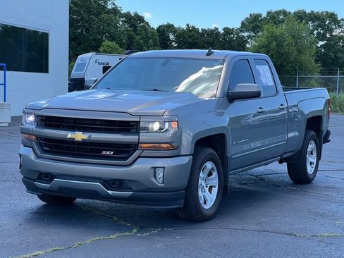 Used 2017 Chevrolet Silverado 1500 LT w/ All Star Edition AWD/4WD image 35