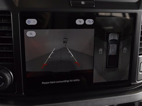 Used 2025 Ford F250 Platinum image 25