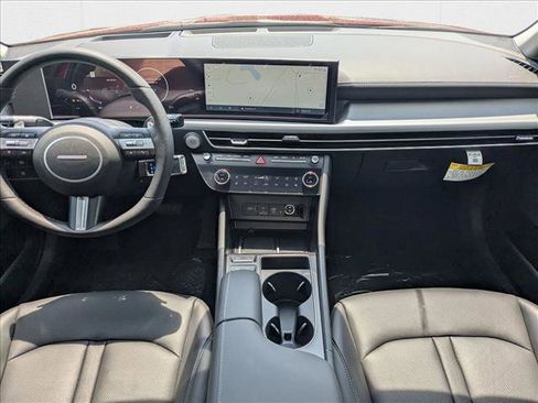 New 2025 Hyundai Sonata Limited image 19