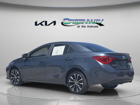 Used 2019 Toyota Corolla SE FWD image 4