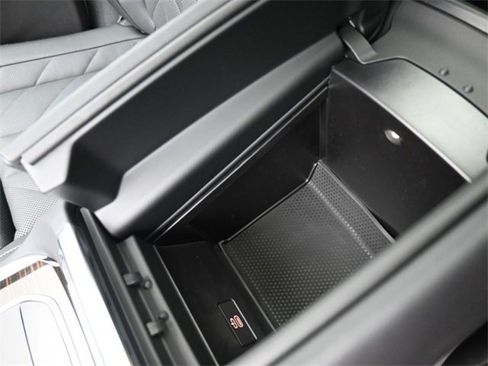 New 2026 BMW X5 xDrive40i w/ Parking Assistance Package image 9