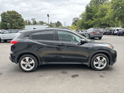 Used 2019 Honda HR-V LX image 5