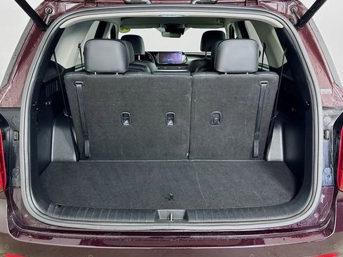 Used 2024 Hyundai Palisade SEL image 26