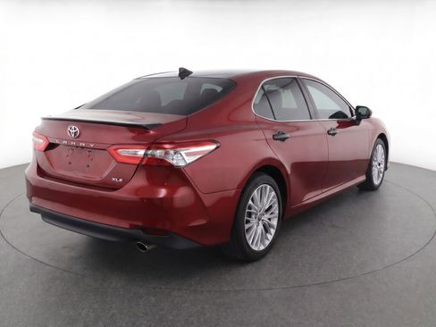 Used 2020 Toyota Camry XLE w/ Driver Assist Package FWD image 5