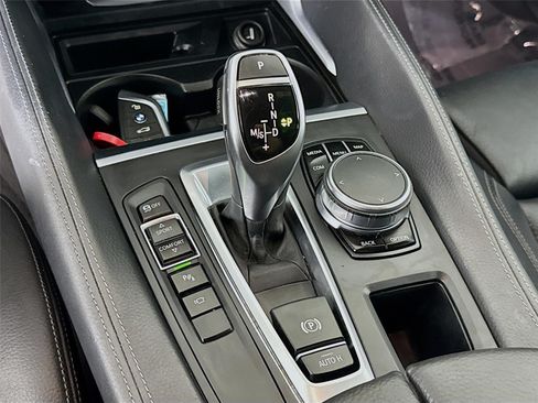 Used 2019 BMW X6 sDrive35i w/ M Sport Package RWD image 19